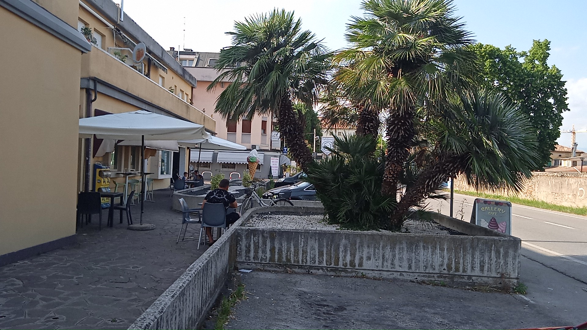 Gallery Caffè, Cinquefrondi