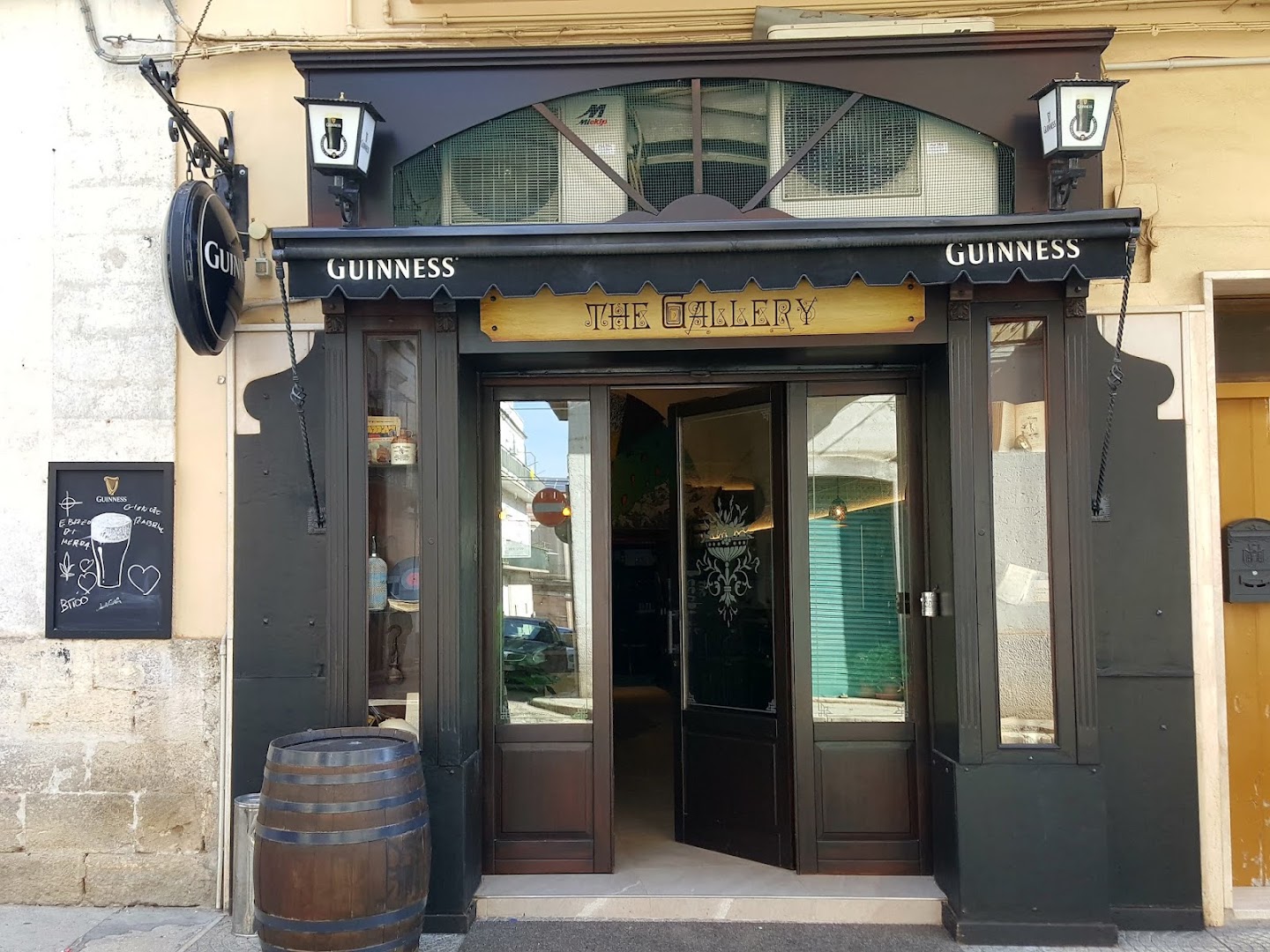 Gallery Pub