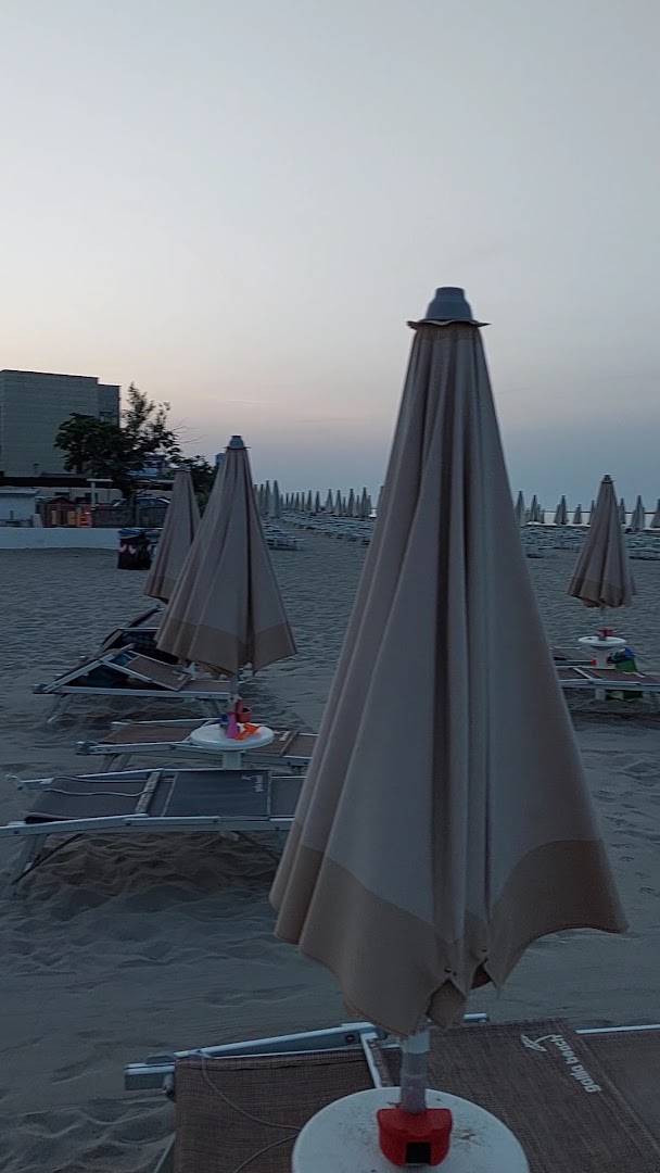 Gallia Beach, Valverde