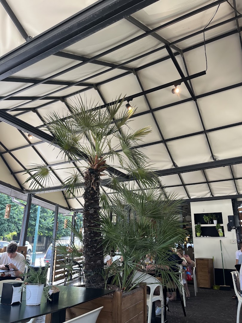 Garage | drink, food & shop