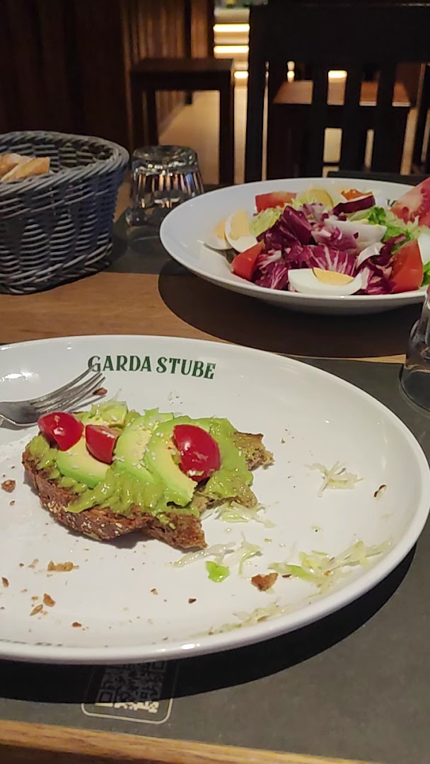 Garda Stube - Augustiner Biergarten, Riva del Garda