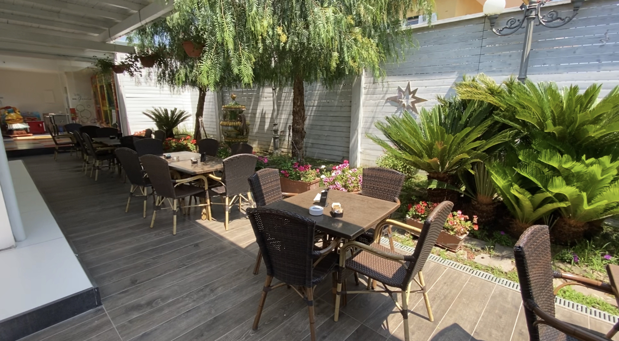 Garden Cafe - restaurant - Events, Napoli
