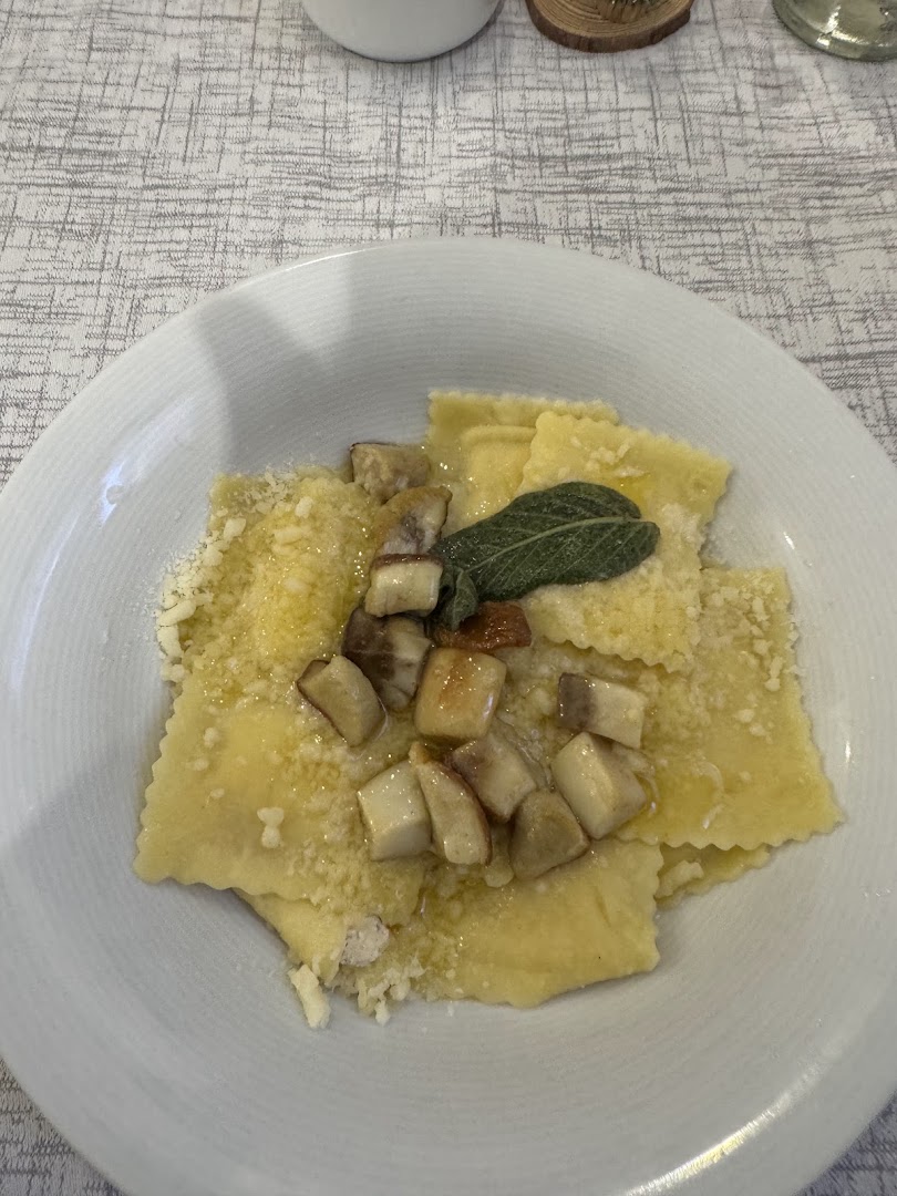 Garfield Ristorante Pizzeria Vineria