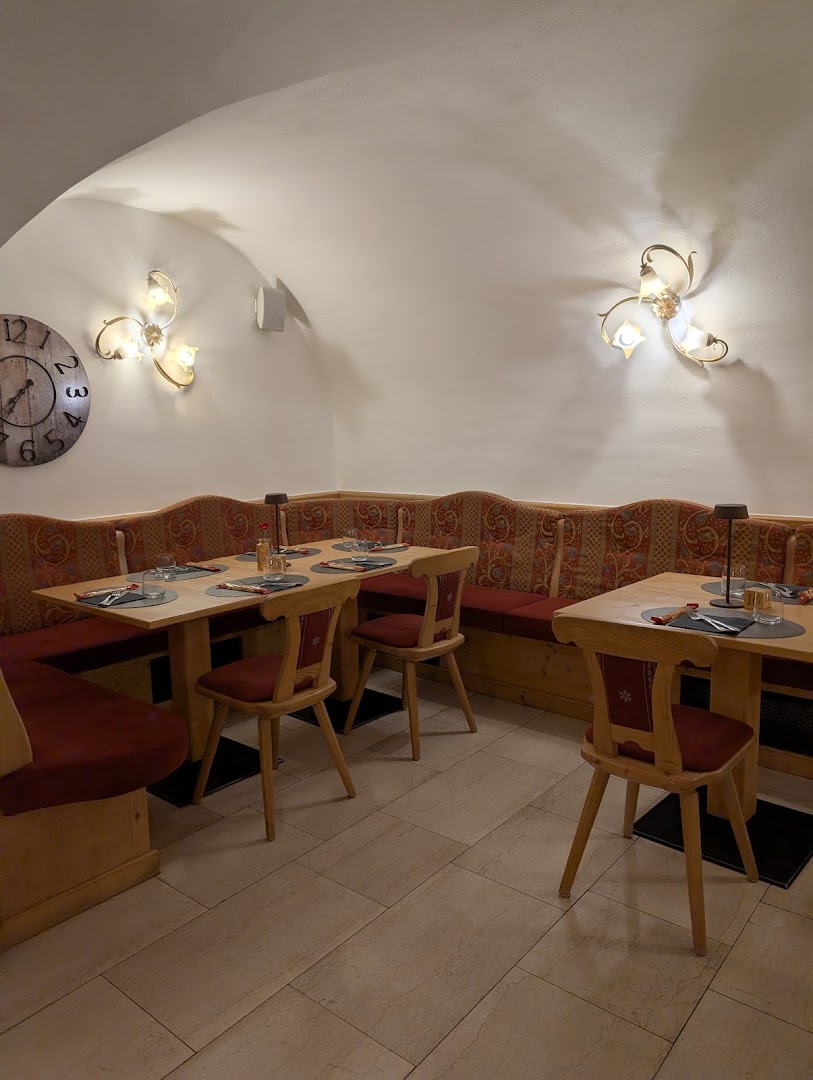 Garnì Ristorante Pizzeria Casa Moresc