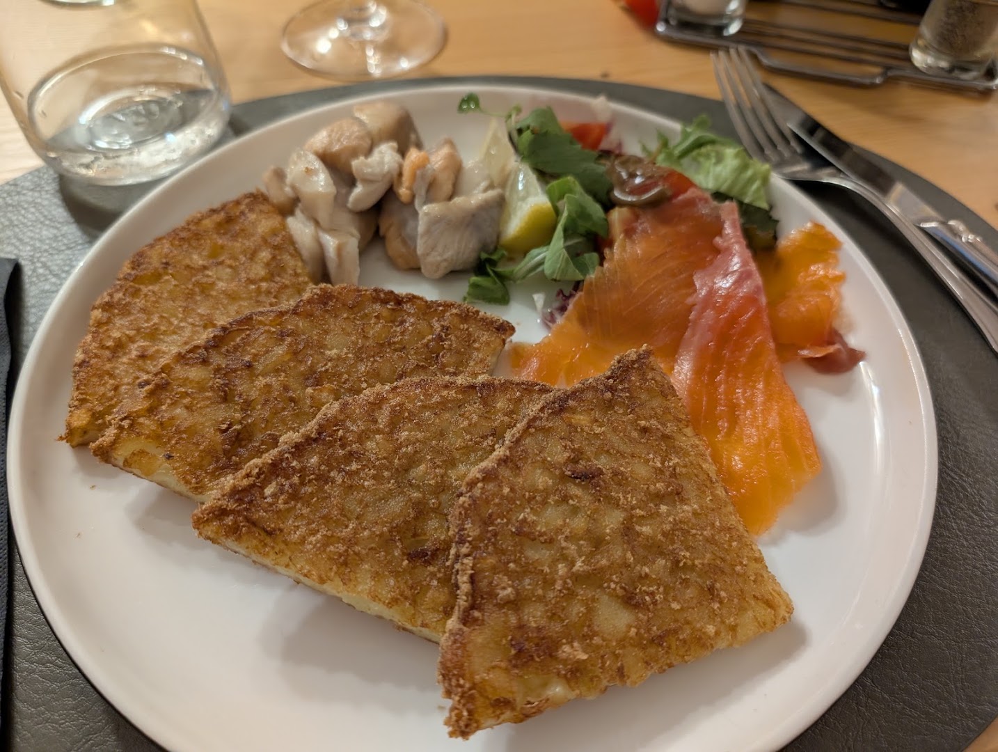 Garnì Ristorante Pizzeria Casa Moresc
