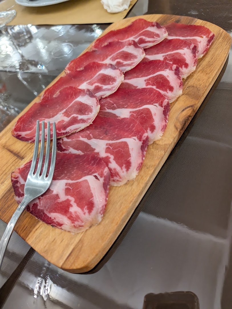 Gastronomia Trattoria Braceria Fumarola