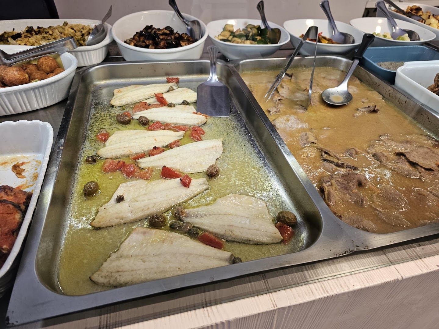 Gastronomia Via Roma | Piatti d'asporto - girarrosto a legna