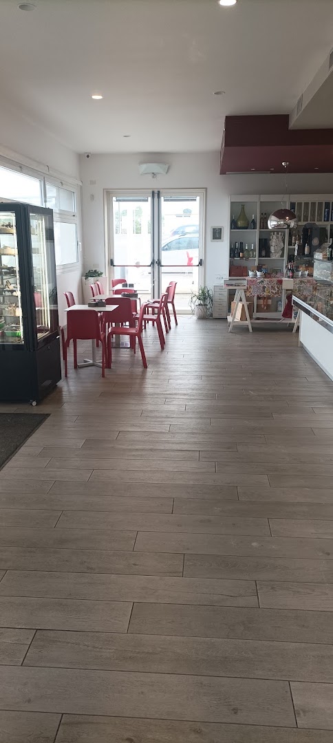 Gatto Corvino Lounge Cafè Primi Piatti Secondi Piatti