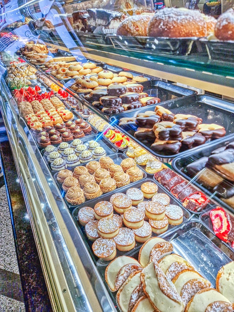 Gatto Gelateria Pasticceria Bomboniere