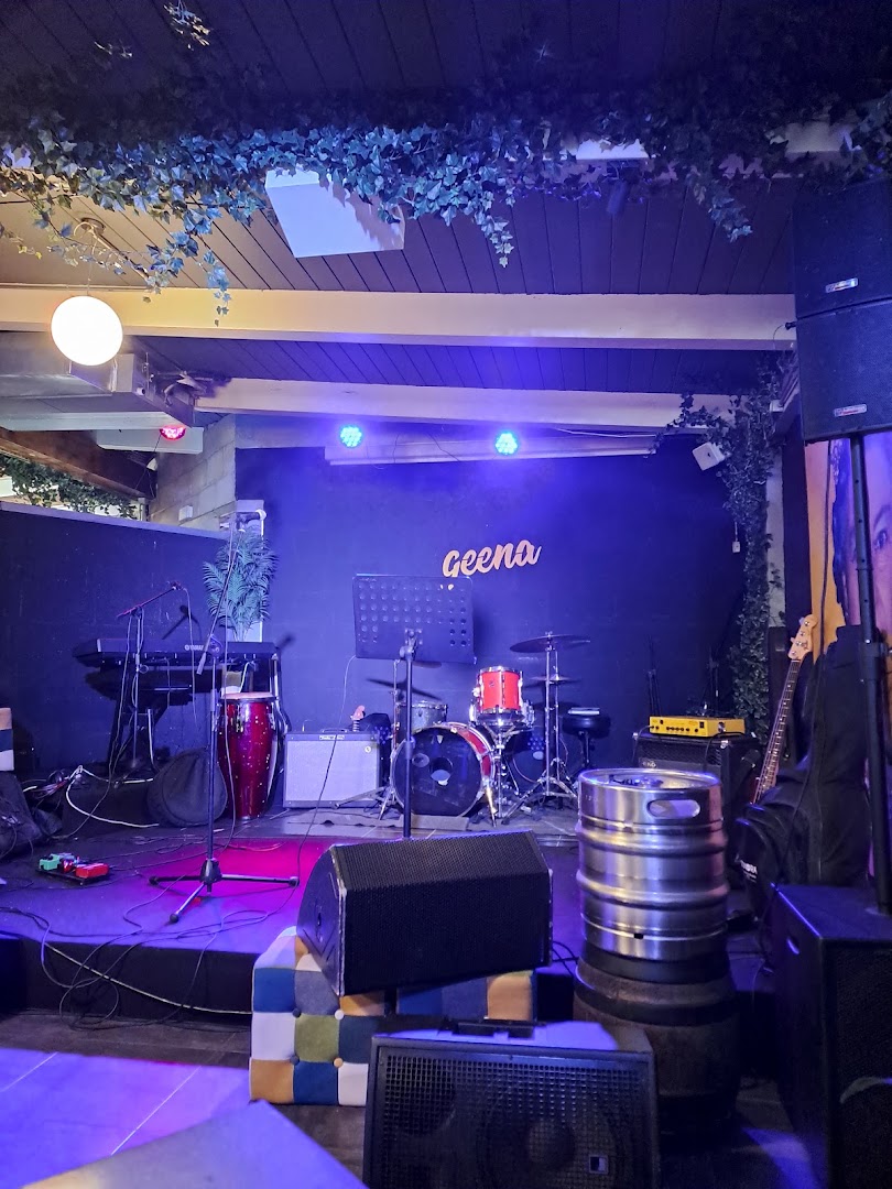 GEENA Beer & Comfort Food