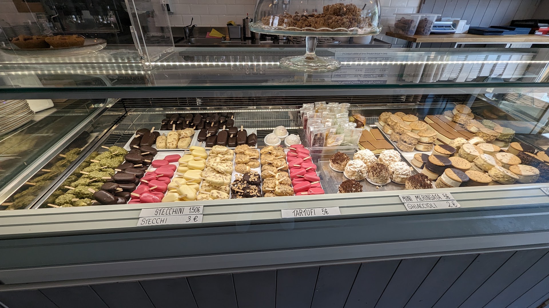 Gelateria 2+2