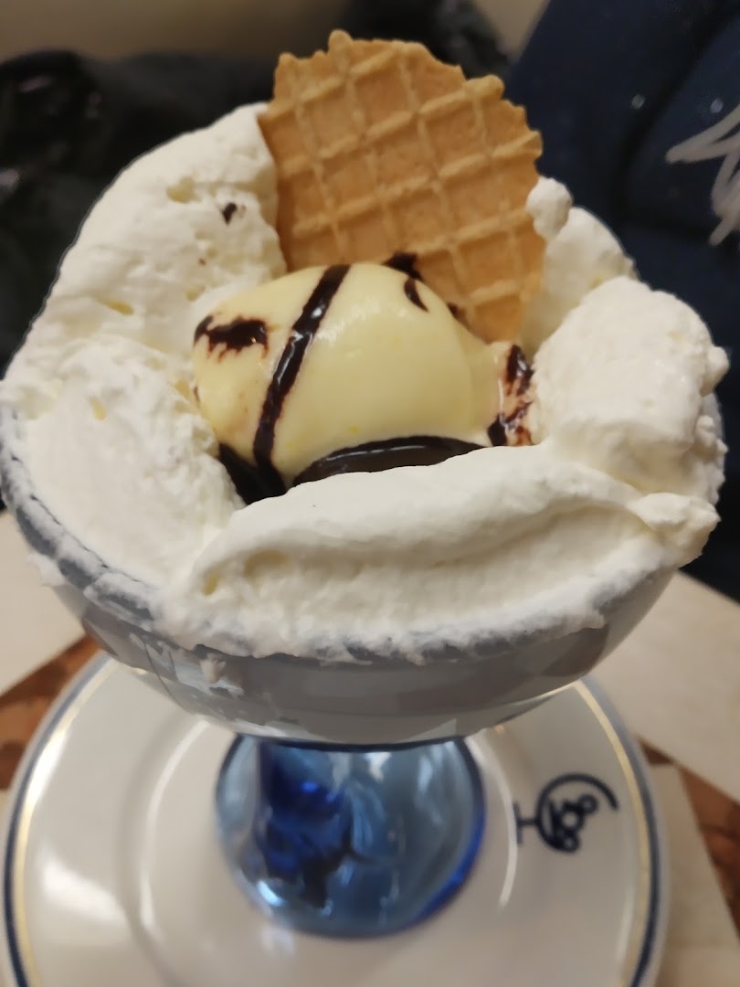 Gelateria 900
