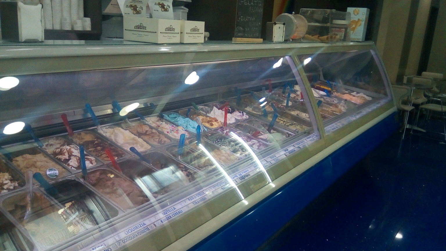 Gelateria arcobaleno