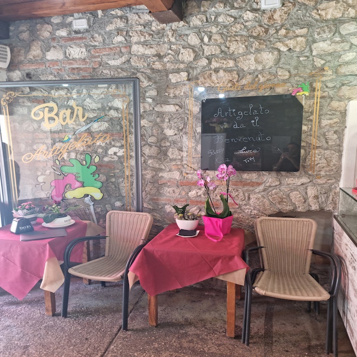 Gelateria "Artigelato"