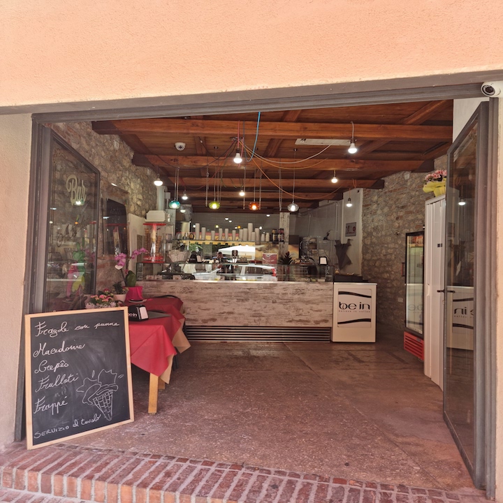 Gelateria "Artigelato"