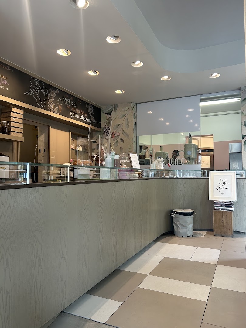 Gelateria Artigiana Dolcecrema, Maranello