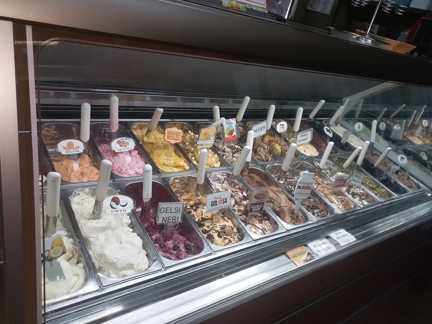 Gelateria Artigiana Lillino (ex Bar Juve)...antica produzione dal 1960