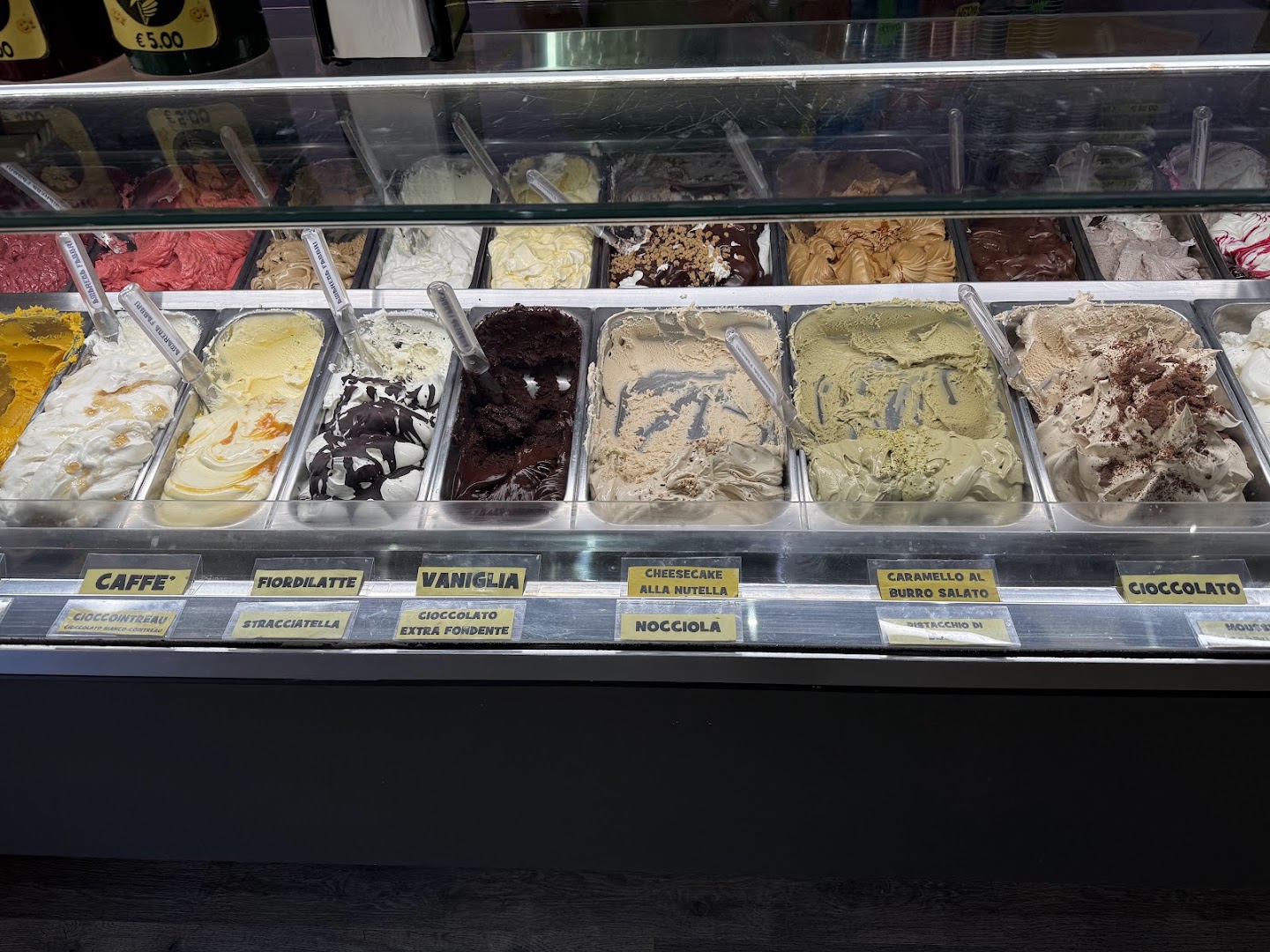 Gelateria Artigianale e Yogurteria WHY NOT?