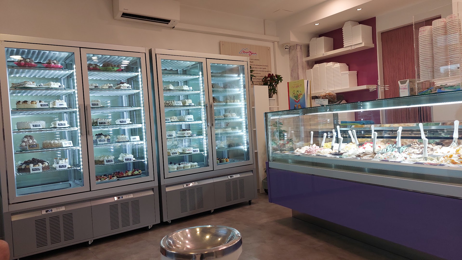 Gelateria Artigianale Mont Blanc di Terenzani Claudio & c. snc