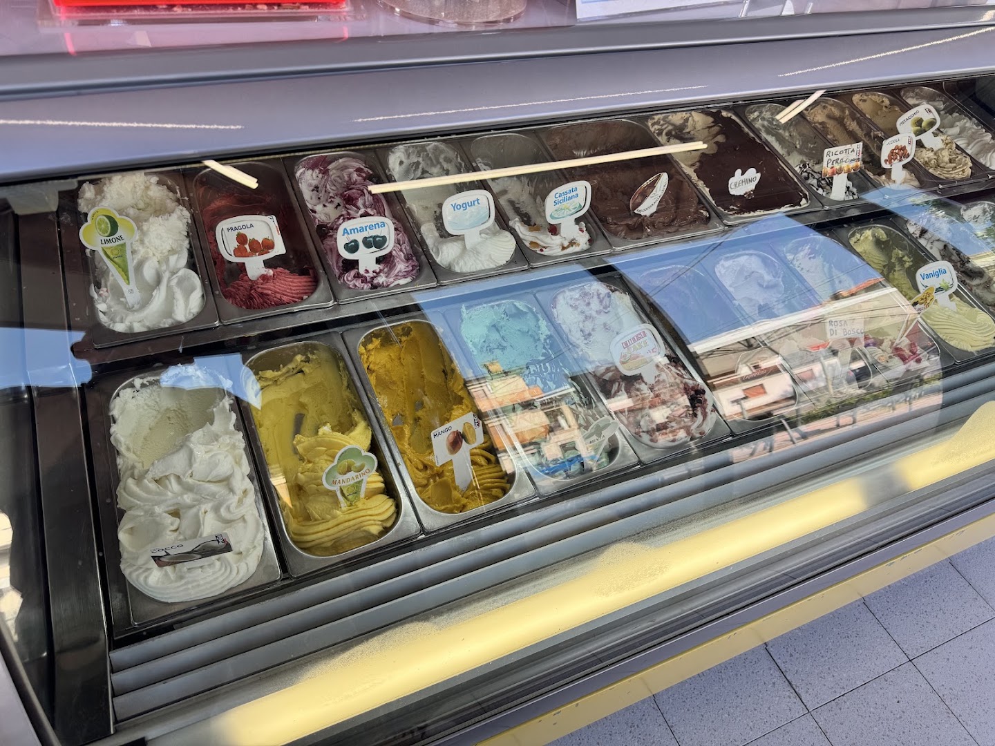 Gelateria artigianale Paradise 2