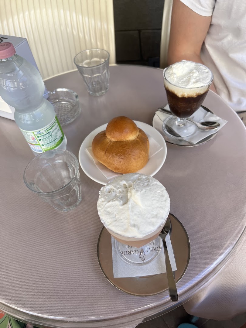 Gelateria Avant Garde Cafe Lipari