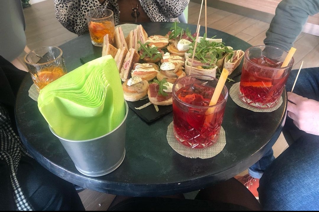 Gelateria Bar 4M