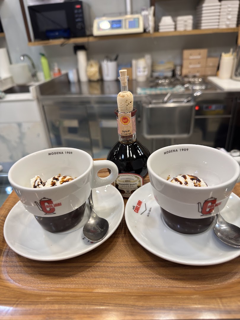Gelateria Bloom - Piazza Mazzini (MO)