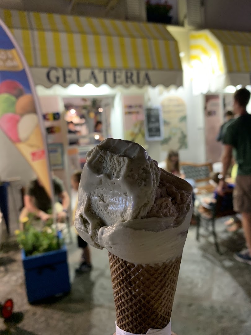 Gelateria Blumarine, Ponza