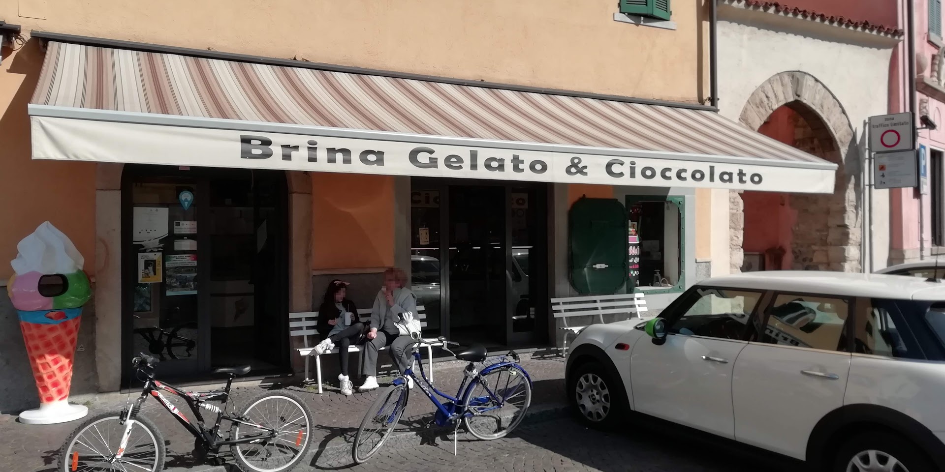 Gelateria Brina Gelato & Cioccolato - La Croccanteria