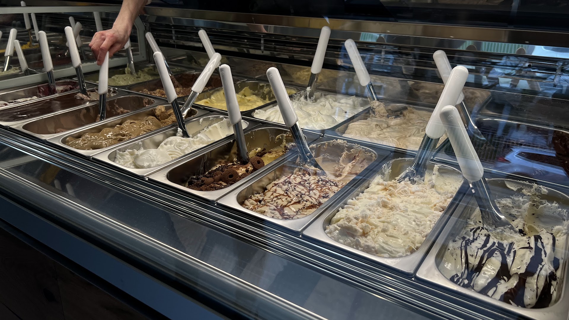 Gelateria Cadorina, Castelleone