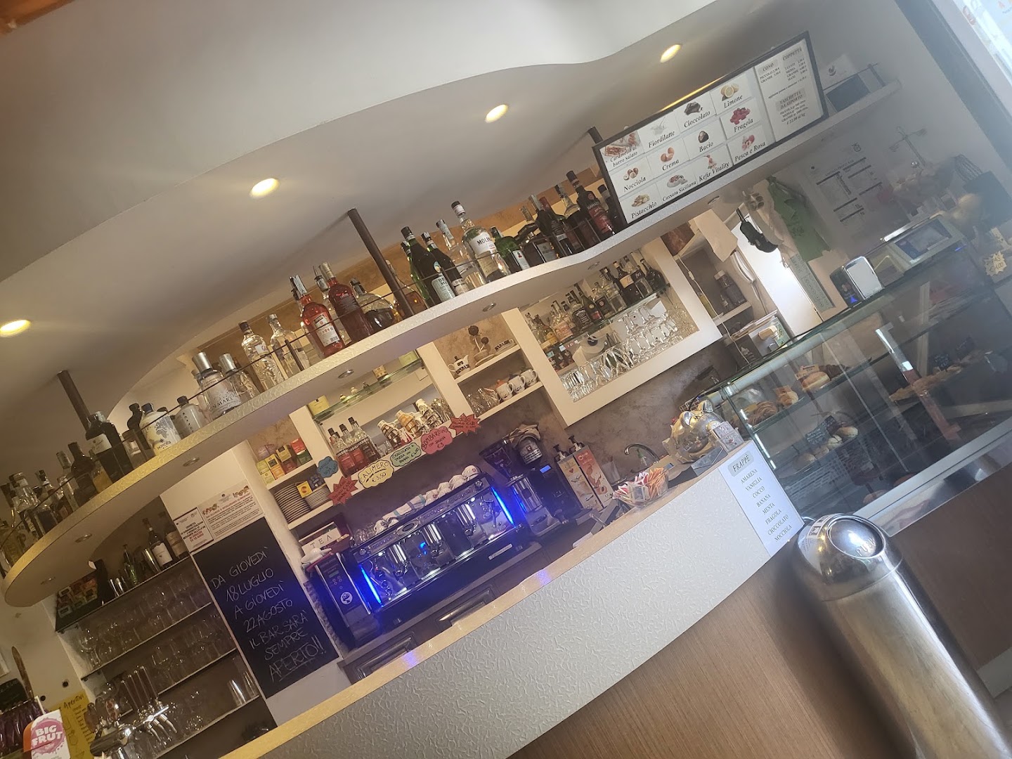 Gelateria Caffè Centrale di Perfetti Maria Teresa