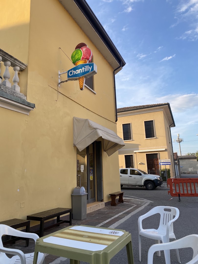 Gelateria Chantilly di Travaglioli Maurizio E C. (S.N.C.)