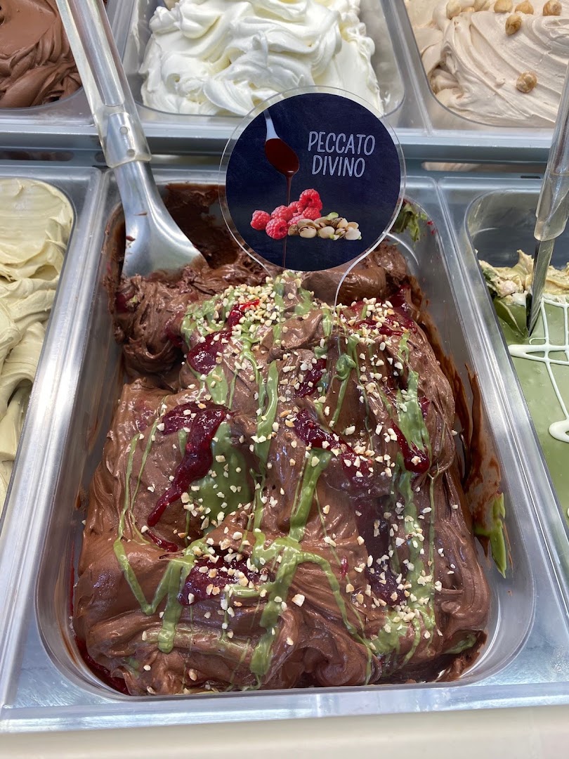 Gelateria Ciro'S Di Colleoni Ciro