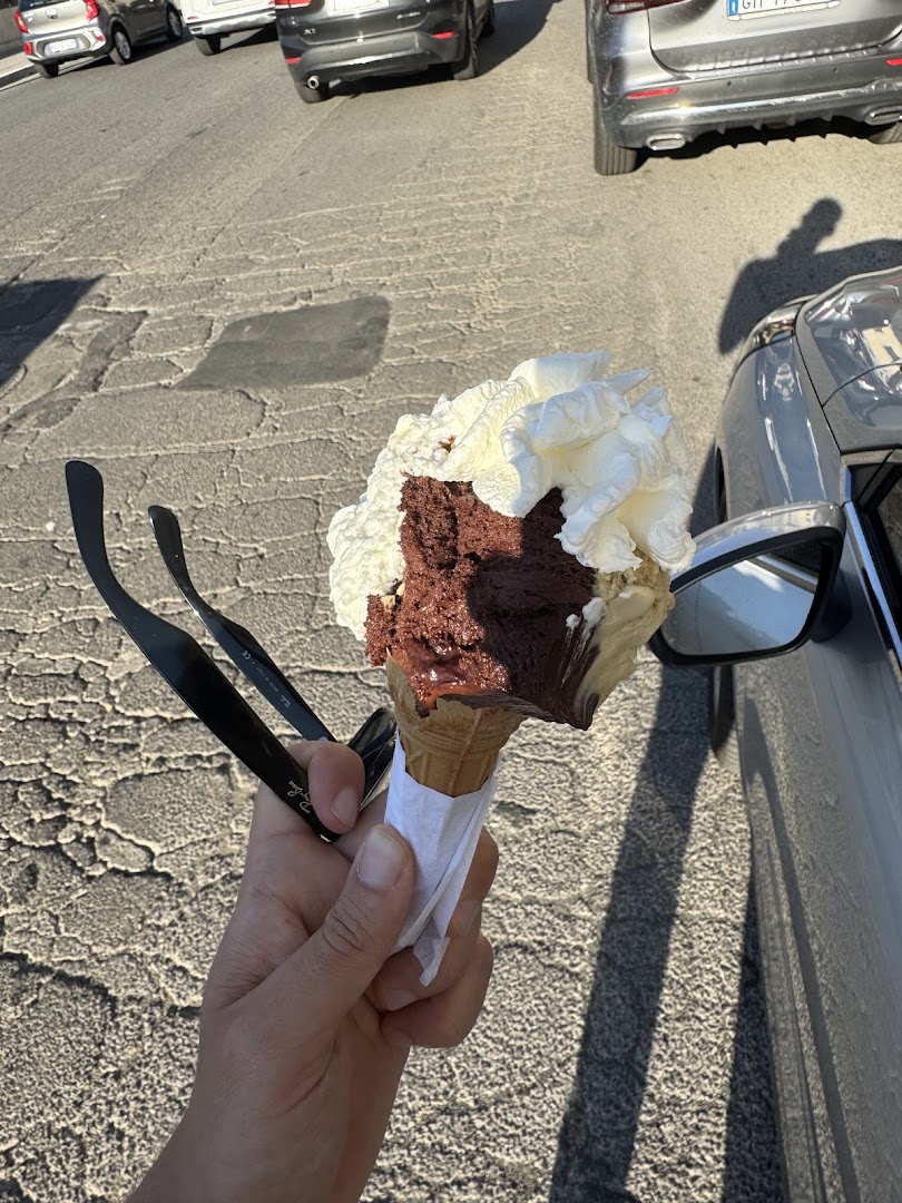 Gelateria Crem Caramel