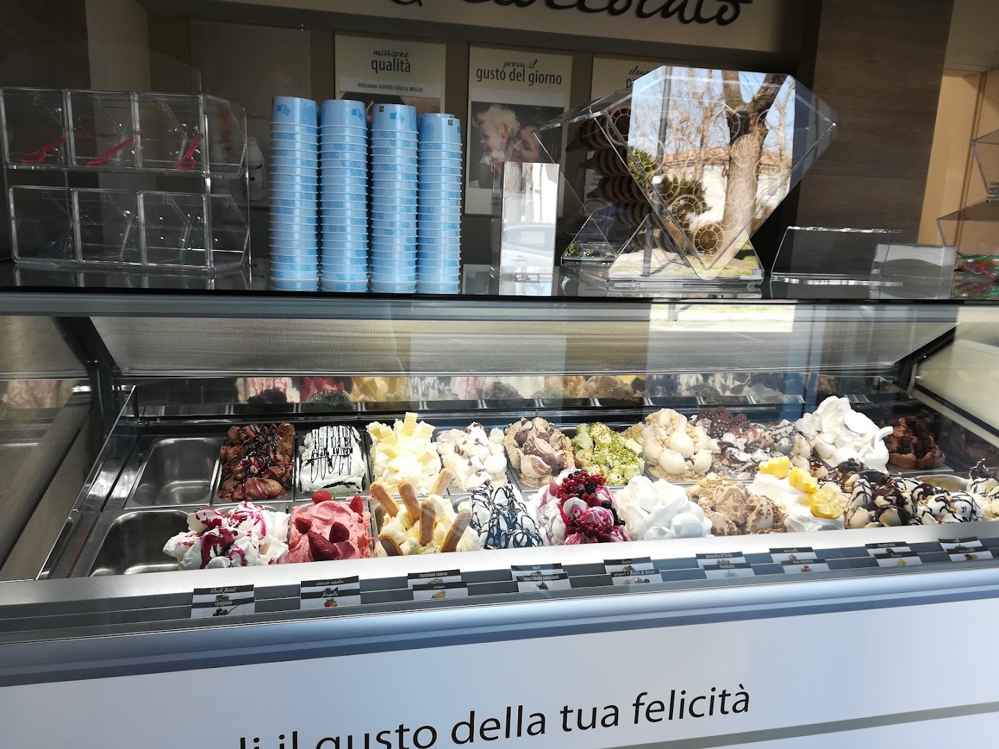 Gelateria crema & cioccolato di Ghisi Aldo