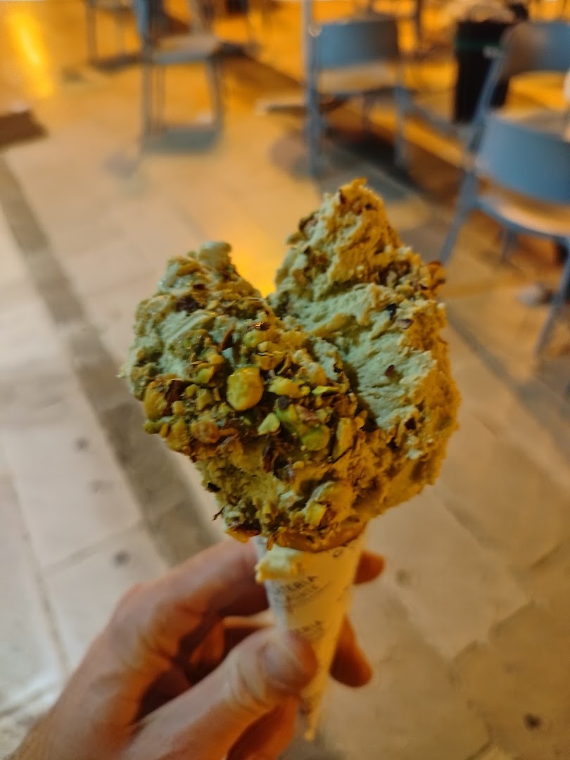 Gelateria del Ponte (Via d'Aquino)