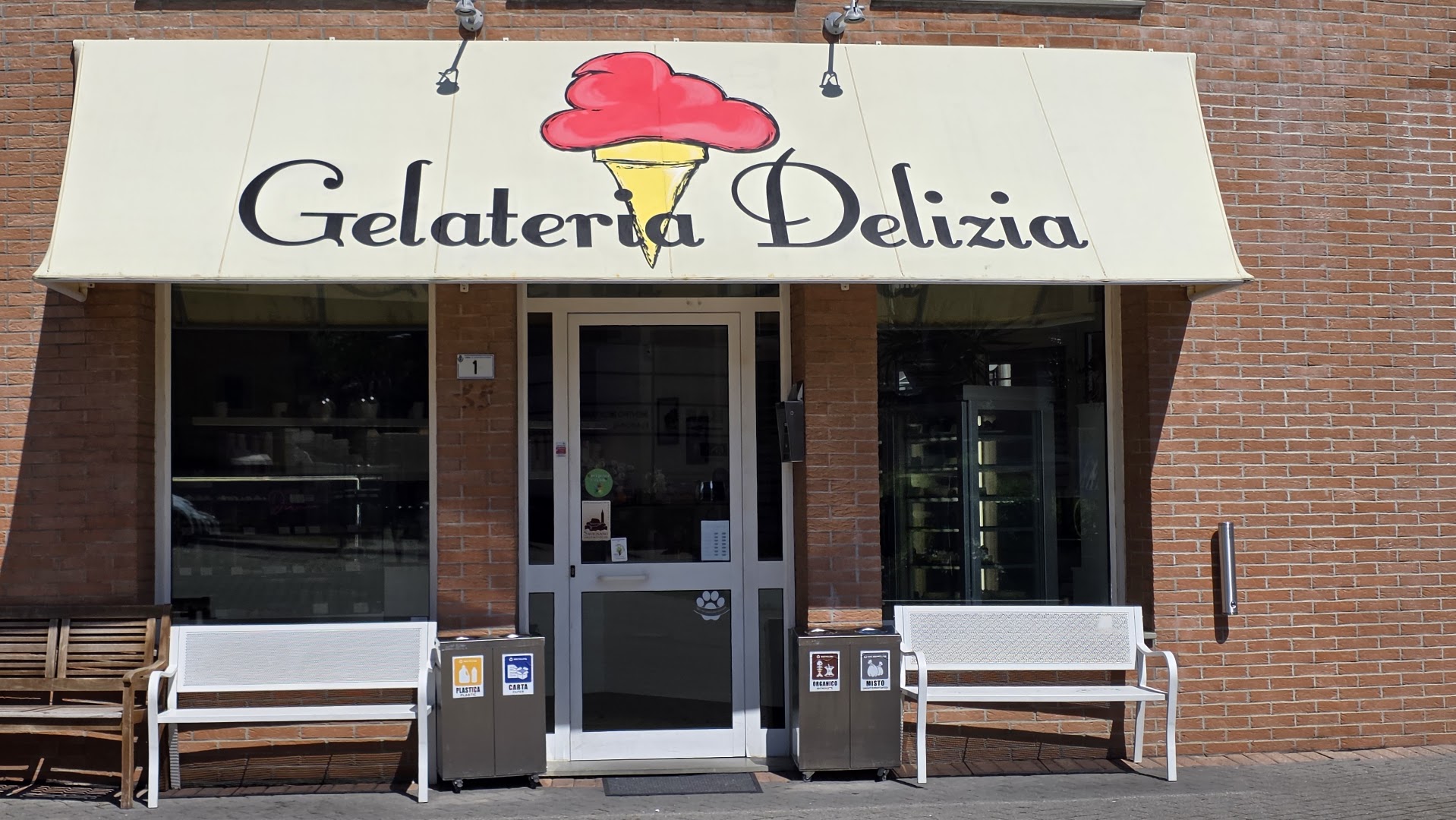 Gelateria Delizia di Covili Moira e Ori Erica Snc