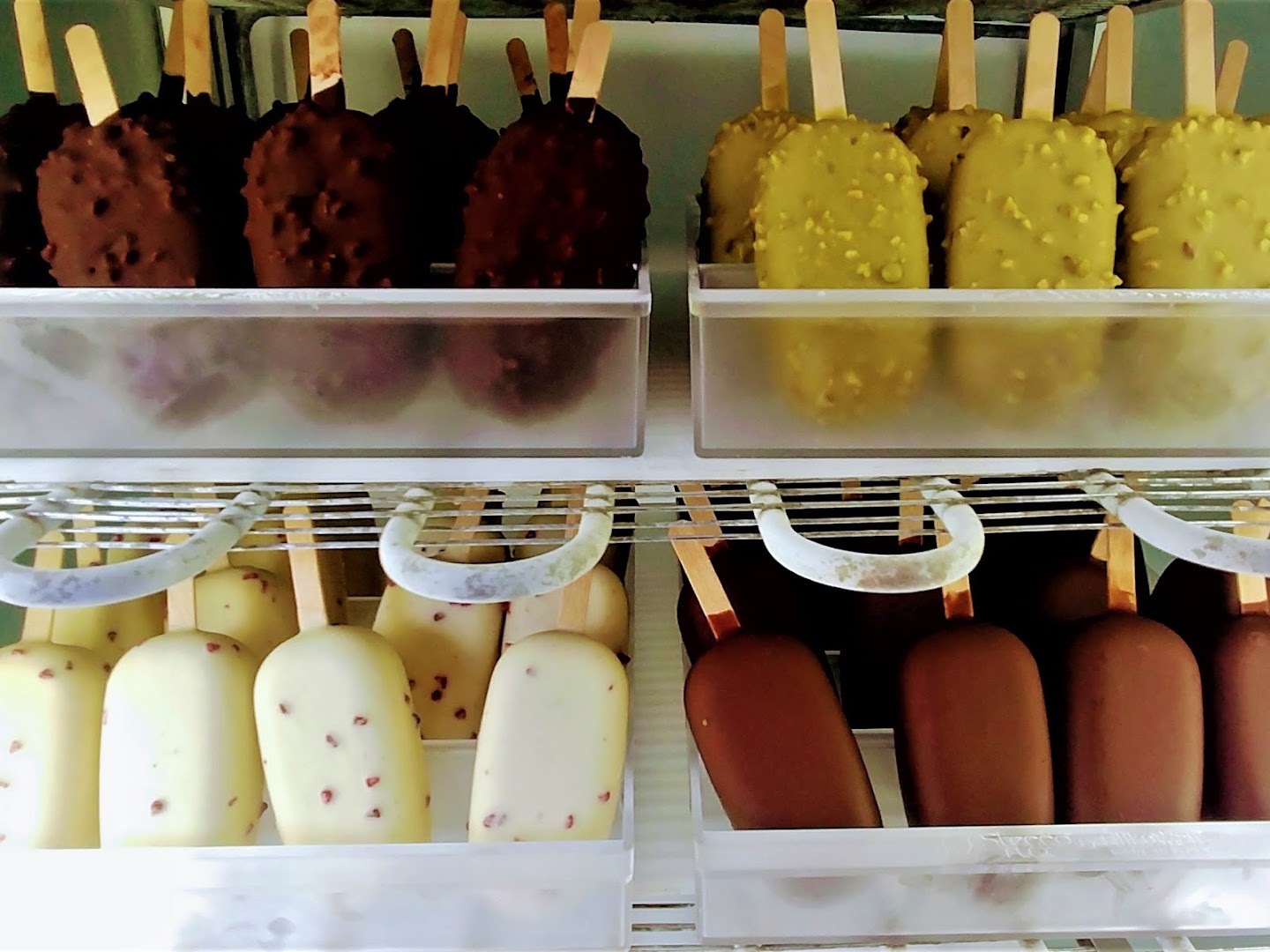 Gelateria Dolce Vita Opera, Opera