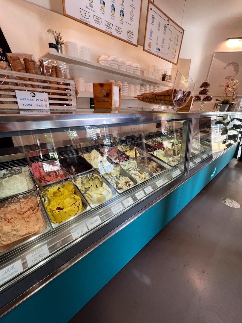 Gelateria Dolcelatte