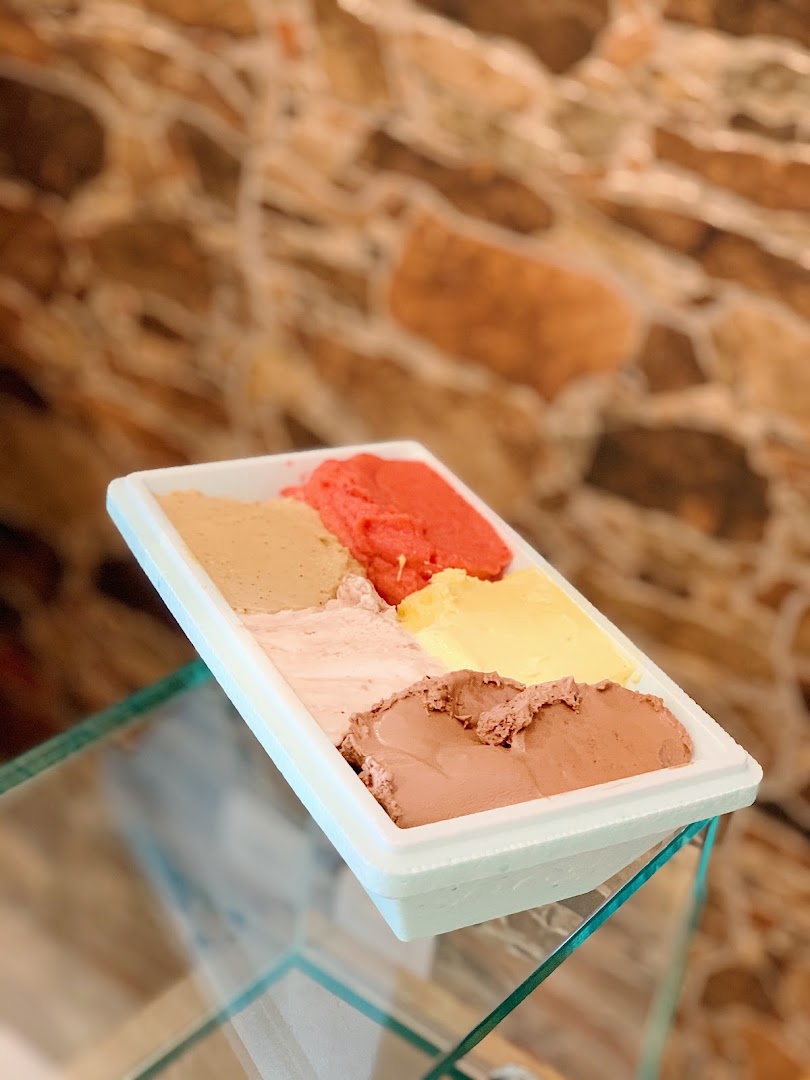 Gelateria due di coppe, Cavriago