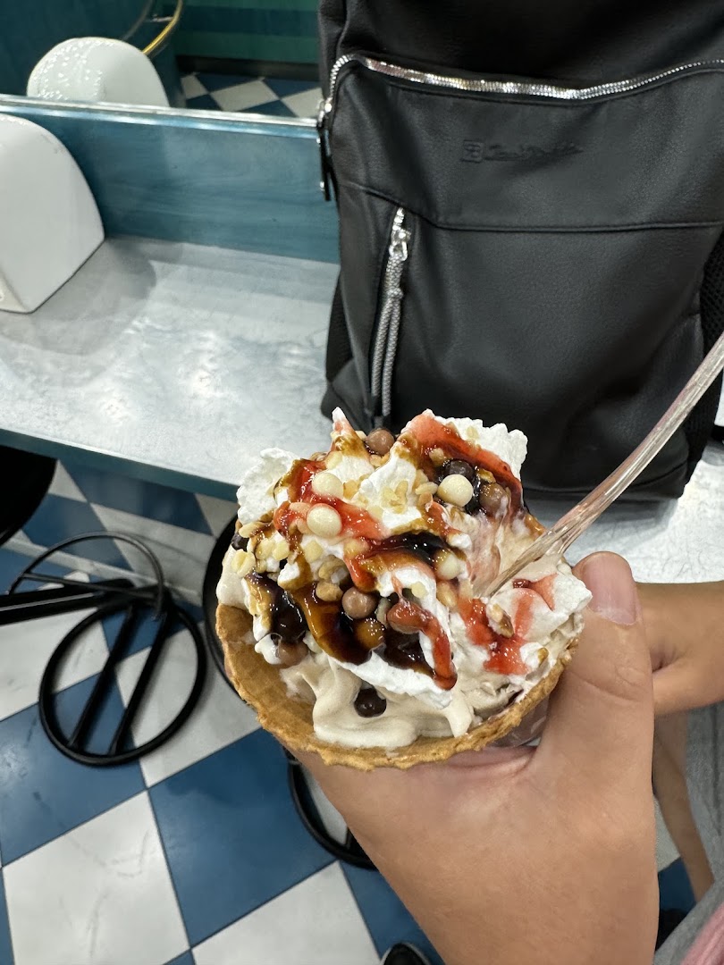 Gelateria e Creperia Bandiera Blu
