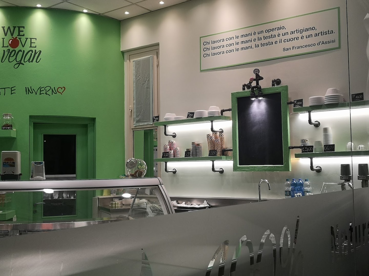 Gelateria Estate Inverno
