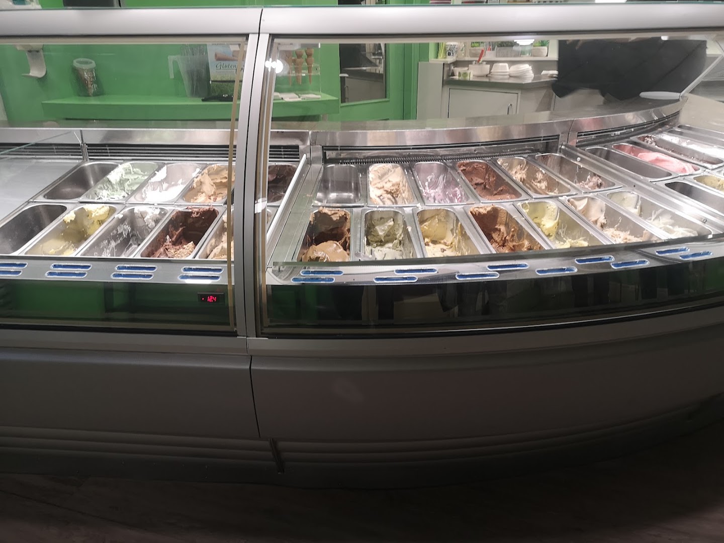 Gelateria Estate Inverno