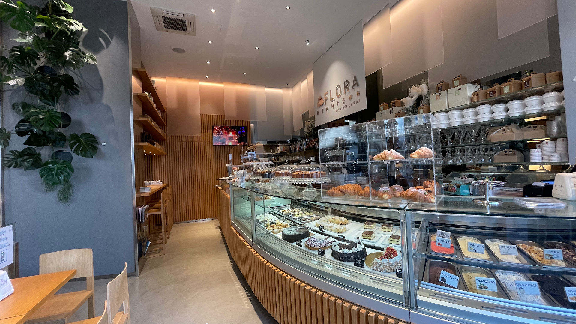 Gelateria Flora Downtown