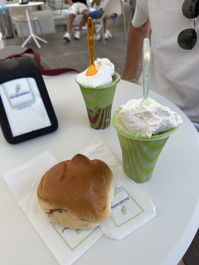 Gelateria Gelatissimo & Yogurtissimo