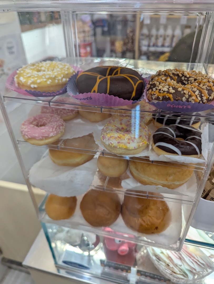 Gelateria Glacia Di Cucchia Adriano