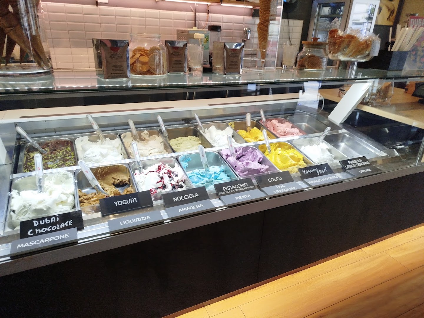 Gelateria In Galleria