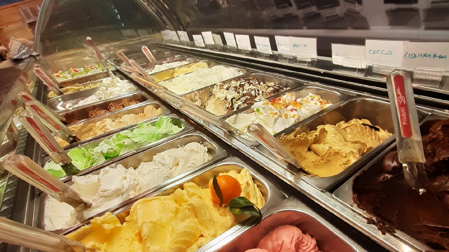Gelateria La Grotta Blu