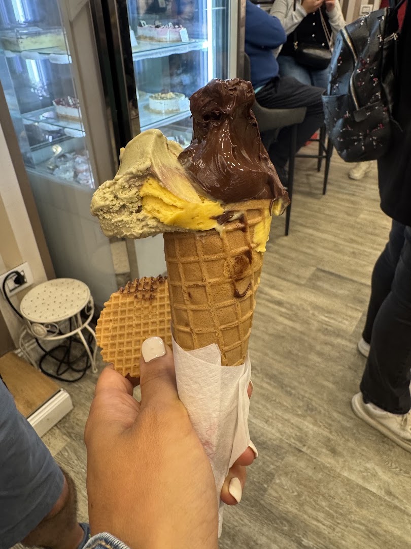 Gelateria La Paola