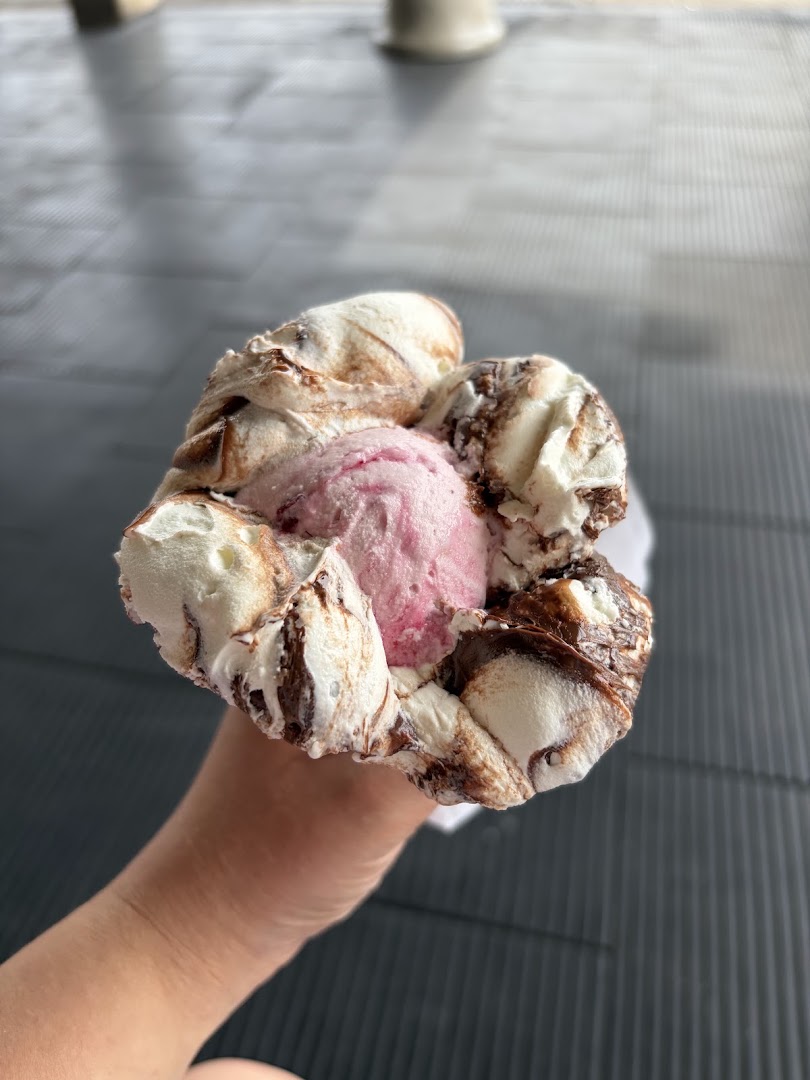 Gelateria La Via Lattea Gozzano, Gozzano